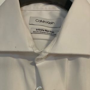 Calvin Klein Men’s White dress shirt